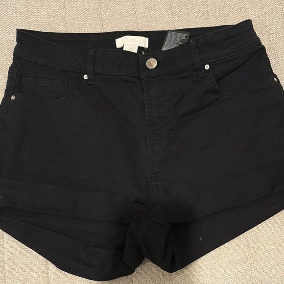 H&M Pants - Women's Black Denim Shorts